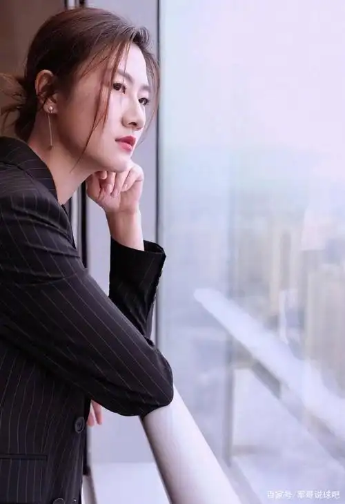 中国乒乓球名将丁宁宣布退役,再见乒乓宁,你好北大学习宁!