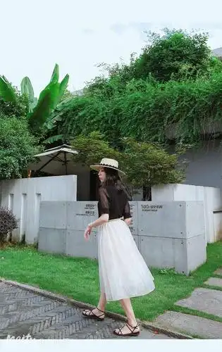 我收集的单人拍照最美造型〈1〉! - 美篇