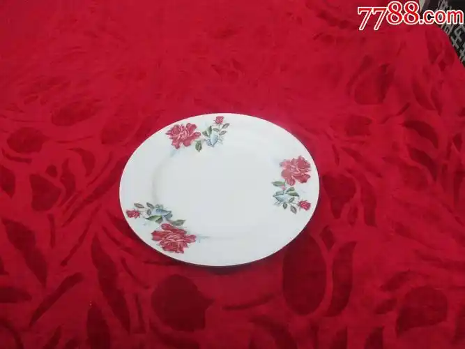 七八十年代底款中英文中国景德镇细白瓷大花卉装饰外销大盘
