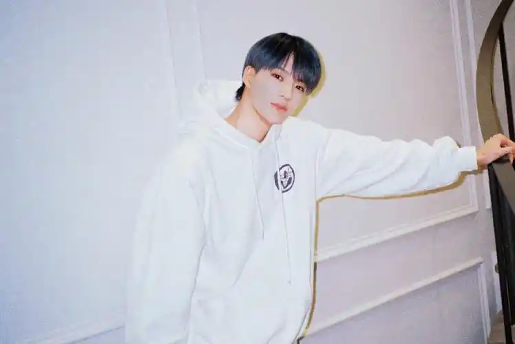 李帝努生日快乐