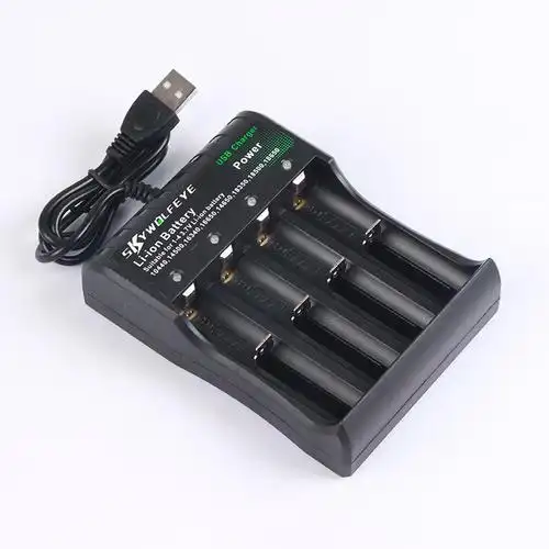 18650锂电池充电器37v42多功能座充大容量18650强光手电筒充电器3座