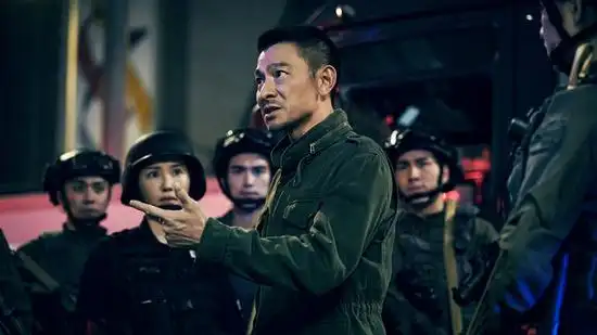 《拆弹专家2》今日上映 刘德华突破自我:展现寻找与救赎