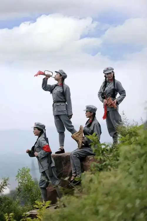 人像摄影红军女战士