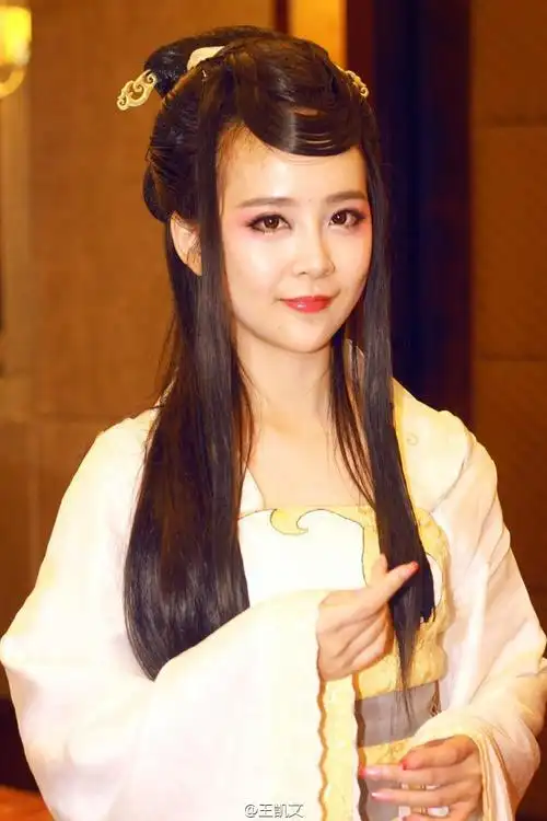 无论你是胖了还是胖了总之你还是美美哒的秭颜