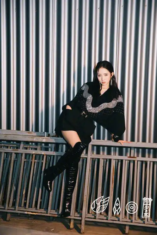 专注自家##身高决定靴子的长度##郑爽[超话]