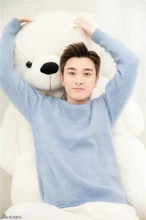 组图:速来洗洗眼!贾乃亮新年写真尽显温暖清新 : 雾霾天速来洗眼睛!