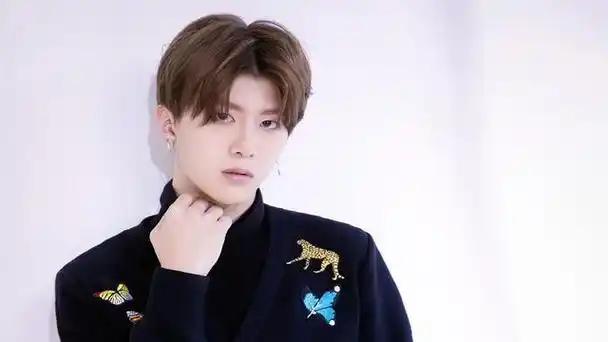 早年成名后遭遇人生低谷范丞丞不惧困难如今用行动征服众人