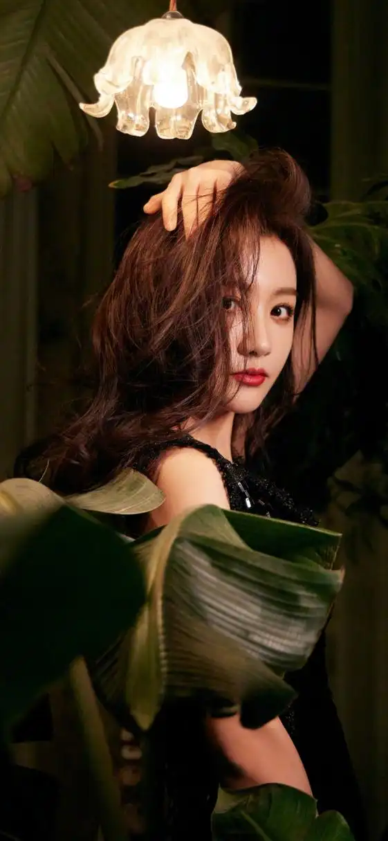 杨蓉时尚写真大赏,精选壁纸绽放个性光芒