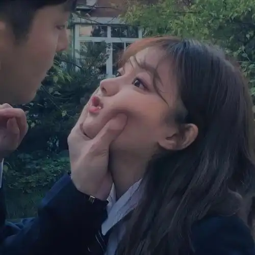 冬季情侣头像情侣头像一男一女情头情头像情侣双人一人一张动漫