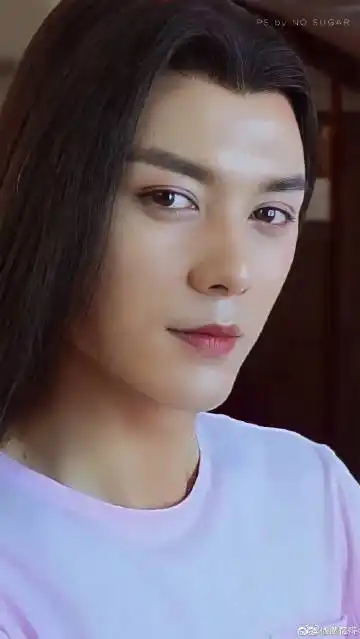 张超孙坚版鬓边不是海棠红#看了西钊和褚赢我觉得这个演员真的很不错