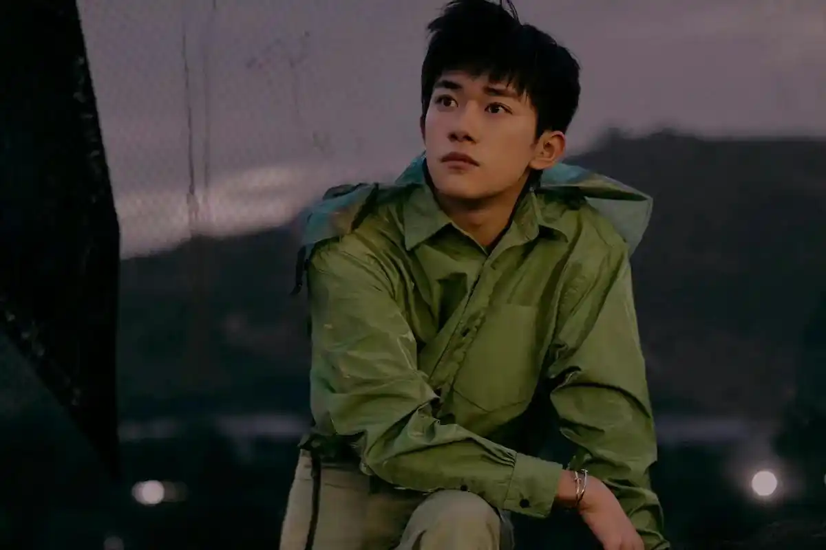 向全世界安利 #易烊千玺 听说评论区可以发图片了,#千纸鹤 - 抖音