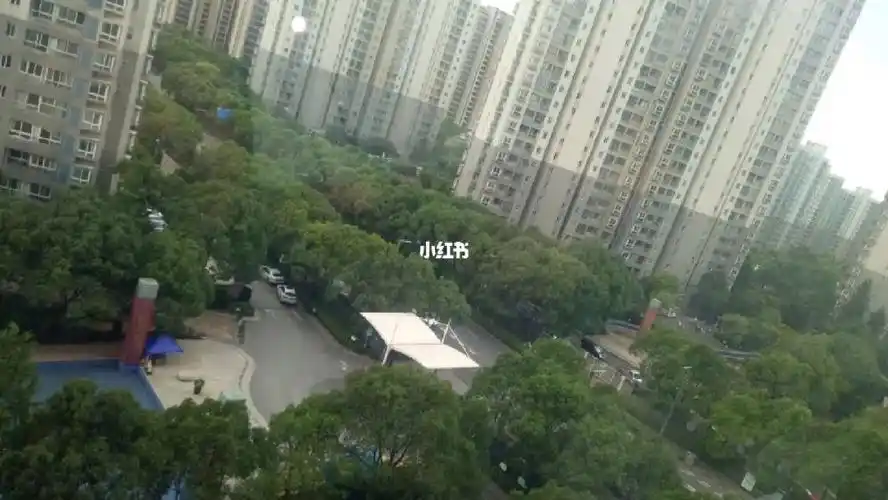 嘉定新城地铁站南卧室出租只要1200