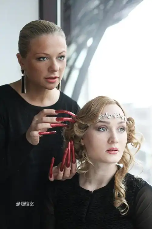 女子留14厘米长指甲创吉尼斯纪录,曾吓坏路人