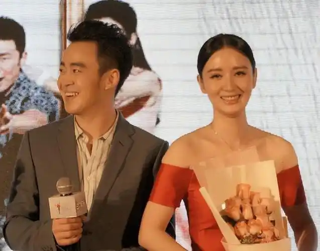 姐弟俩】田雷和张萌一起演了好多电视剧,从《别让爱你的人等太久》到