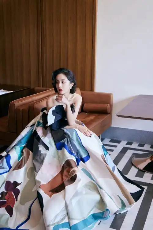 时尚芭莎慈善夜造型汇总