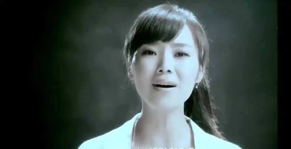 刀郎唯一女徒弟,从打工妹到连登5次舞台,如今用歌声传递能量_云朵_秦