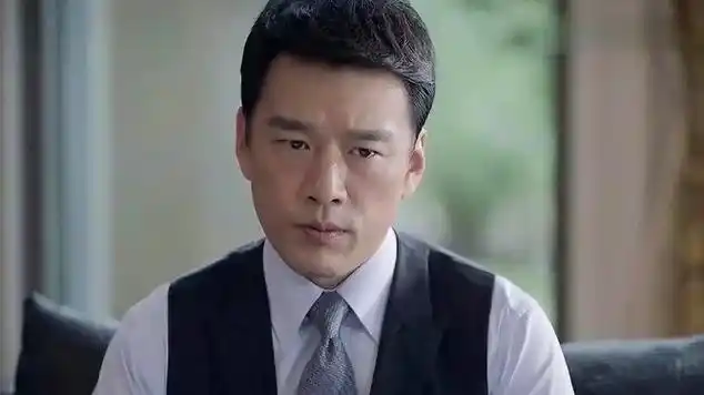 江浩坤没想到江莱竟然有这种资料,看过后脸色都变了|好先生(电视剧)