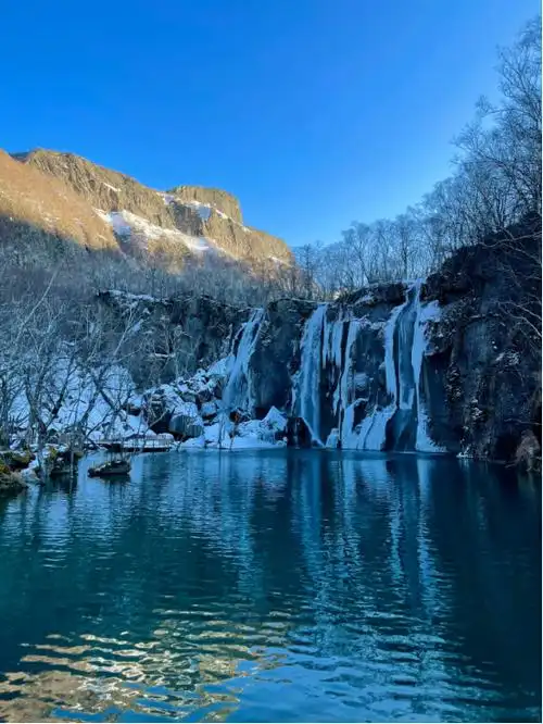 绿渊潭(微博 @一禾穗)