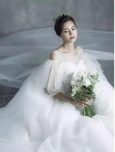 新娘单人照