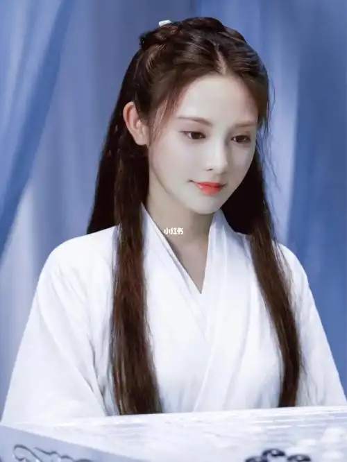 彭小苒古装造型