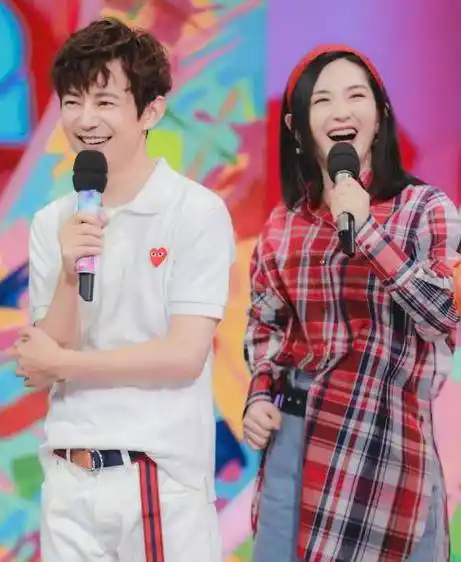 金星说谢娜主持尬,汪涵说要有人搭把手,何炅却不这么认为_节目_杨迪