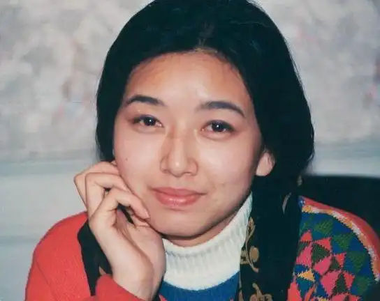 江珊写真图片-自制980x300壁纸.-明星写真馆n63.com