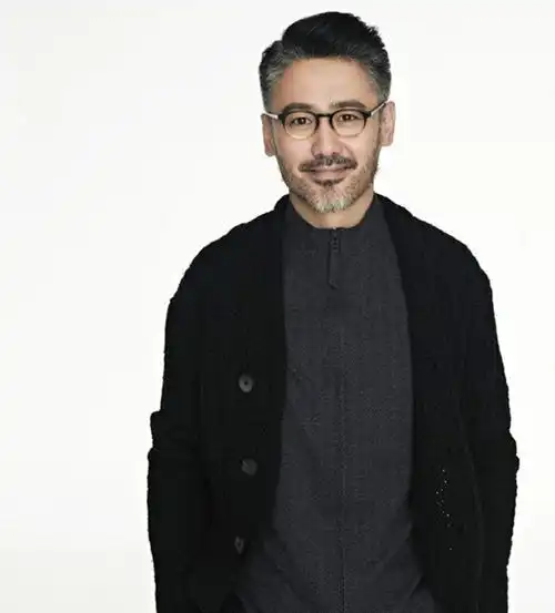 出名不怕晚!5位"大器晚成"的明星,吴秀波42岁才成名