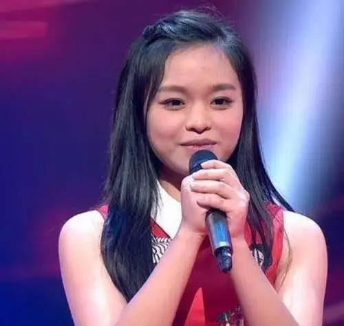 《歌手》黄霄云淘汰遭群嘲,是实力不济,还是网友对她有偏见