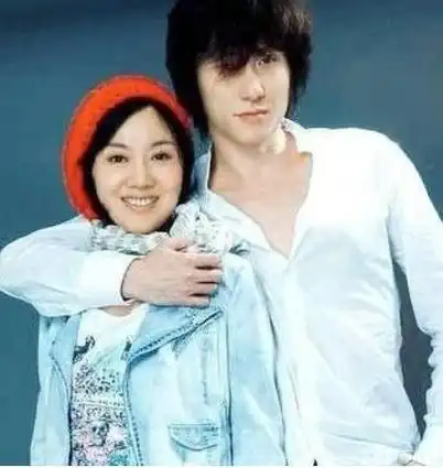 回顾:离婚后爱上姐弟恋的5位女星,只恋爱不结婚,个个容光焕发