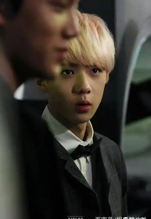 刚被说胖,又被吐槽油腻?_吴世勋_hin_后续