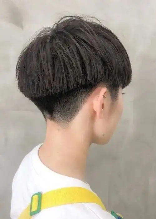 2021精选男发17款,越剪越时尚,想不帅都难_发型