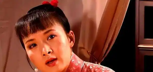 谢兰:她21岁成名,丈夫为爱她做12年丁克,39岁她意外怀孕