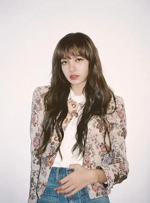 《青春有你2》lisa,人间芭比小可爱吖