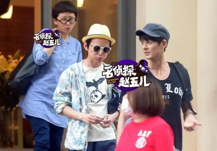 何炅王菁的恩爱日常低调同行似老夫老妻