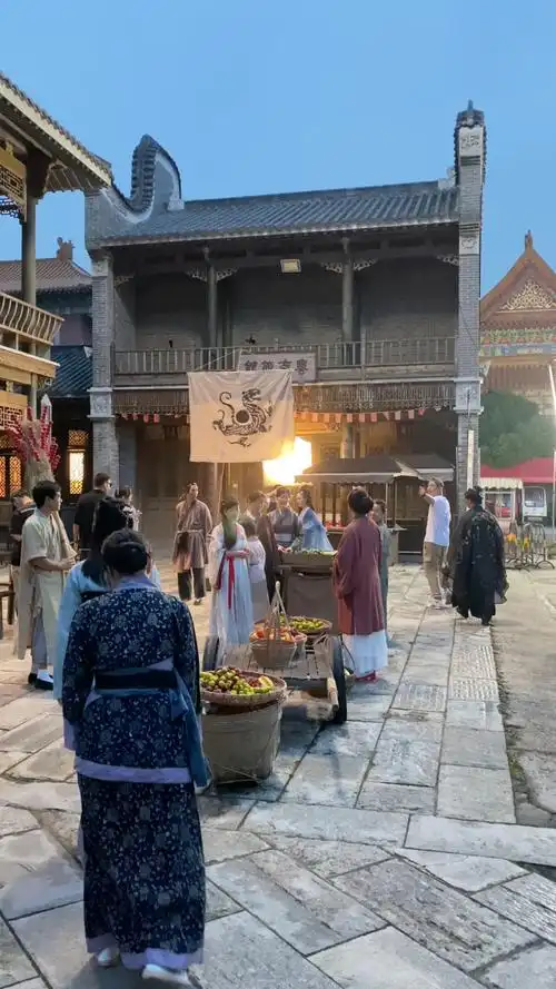 古装电视剧里的菜市场