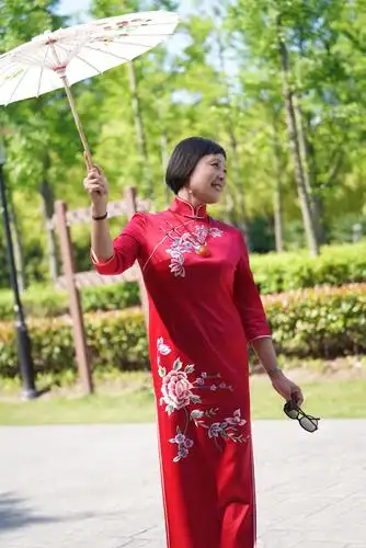 黄兴公园旗袍秀 - 美篇