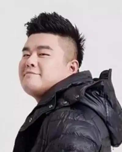 第1款:推荐5款脸胖男生适合的潮流短发发型,挑选