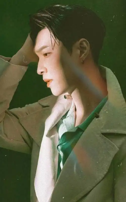 张艺兴壁纸来袭