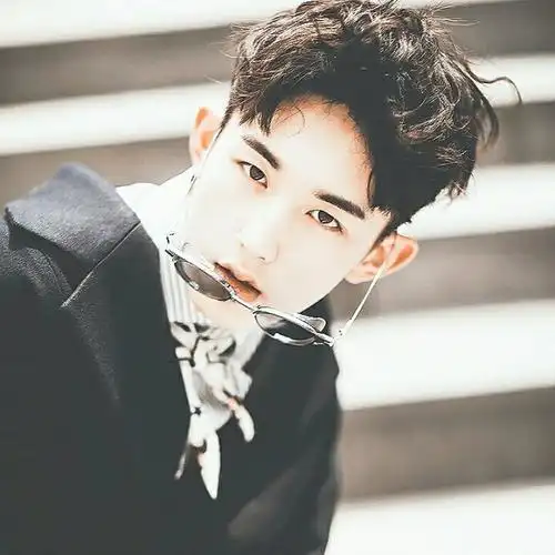 郭俊辰-姜怡头像铺-话本小说网