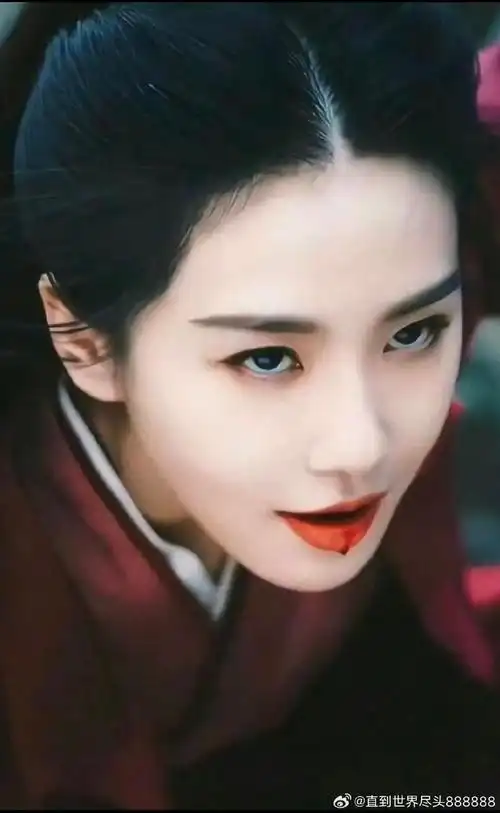 一念关山#23年的某一天在抖无意中刷到刘诗诗的红衣女侠造型,一献子