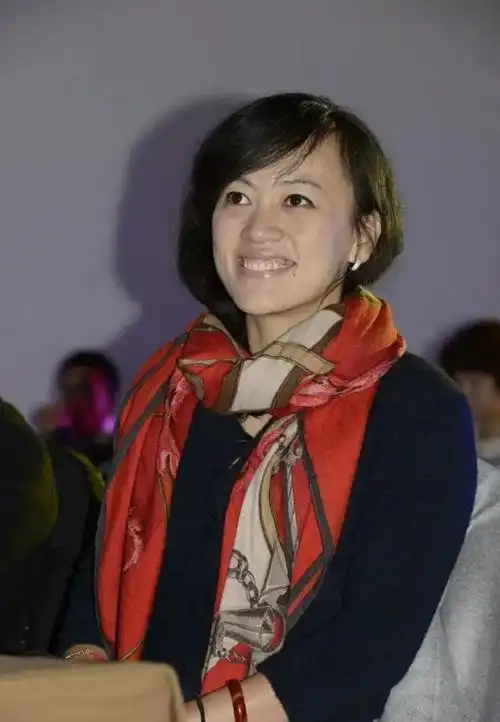 柳传志侄女,元气森林高管柳甄突然离职:只干了15个月