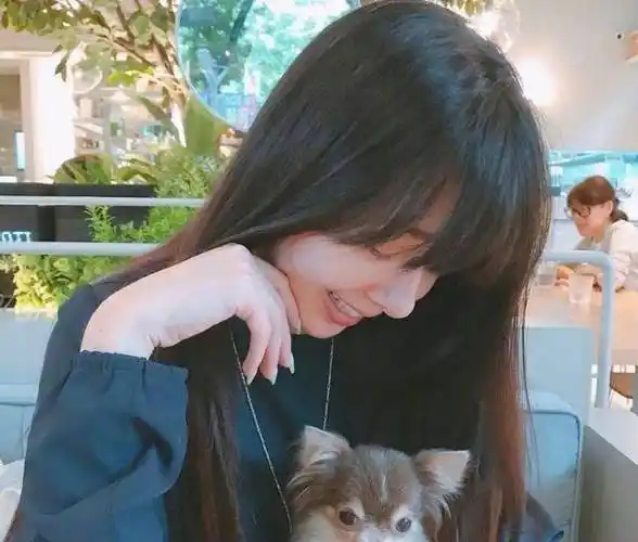 原创小向太郭碧婷终于美回来了新短发造型干练清爽笑起来超甜