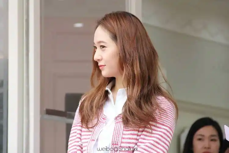 f(x) krystal 郑秀晶 #壁纸 #头像