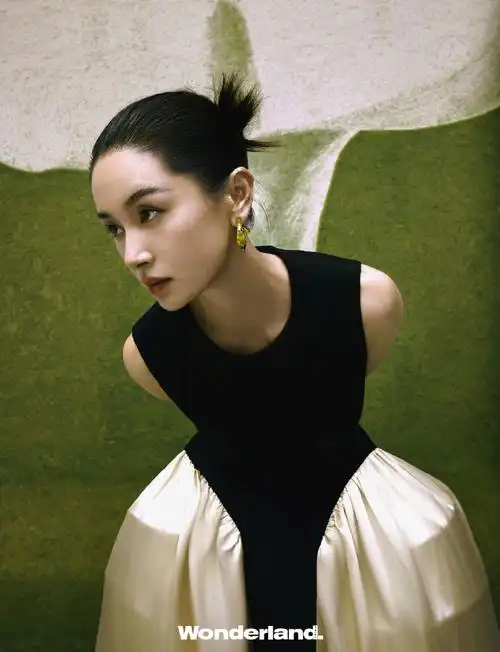 王子文wonderland封面大片