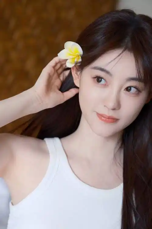 真的要被祝绪丹这清水妆美死了!水出芙蓉般的气质,简直灵动又可爱_大