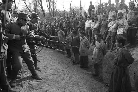 原创二战日本老兵回忆第一次刺杀中国人:每个人都怕的发抖