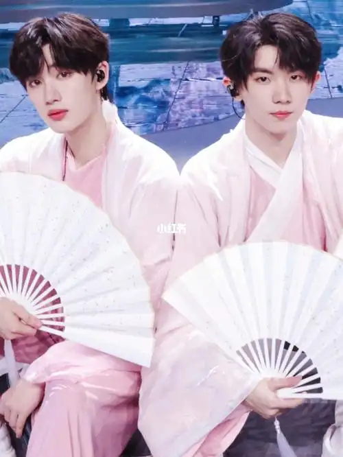 小风小年要一起手牵手快快乐乐的走下去呀#马嘉祺丁程鑫  #祺鑫 #风年