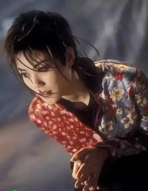 脱俗!王菲年轻时靓照曝光,真正的精灵就藏在世间