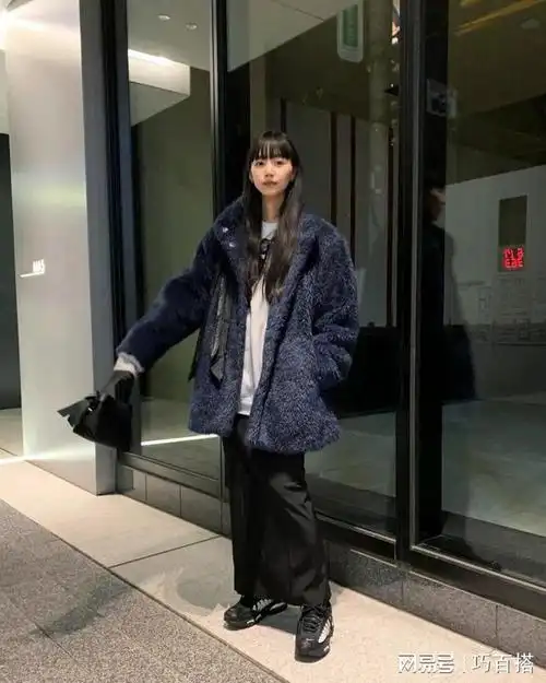 初春穿衣风格别乱选日系街头女生造型值得借鉴休闲慵懒有格调