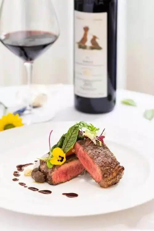 西餐摆盘酱汁背景如何制作?